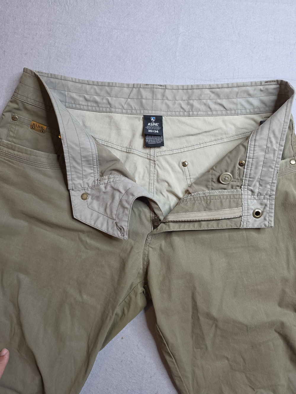 Kuhl Revolvr Pants Mens 35x34 Beige Vintage Patina Dye Side Pocket - Picture 3 of 11